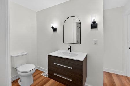 For Lease - 4 Queen Street Unit# 1, Niagara-on-the-Lake, Ontario - Photo 3