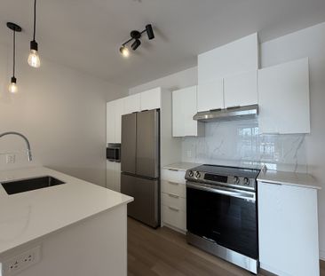 ⭐ APPARTEMENT 4 1/2 MODERNE ET NEUF - Photo 1
