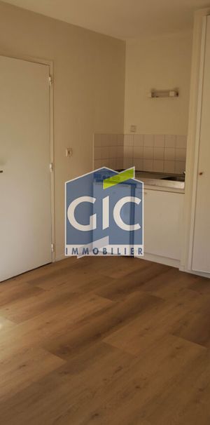 Location Appartement 1 pièce 19m² - Photo 1