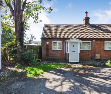 Crabbs Cottage, CM17, Old Harlow - Photo 5