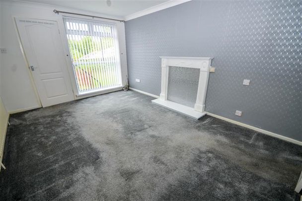 2 bed flat to rent in Montford Close, Sunderland, SR3 - Photo 1