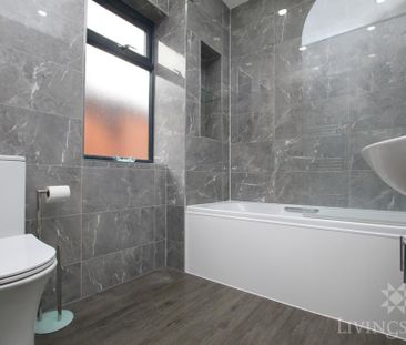 4 bedroom terraced house to rent - Photo 4