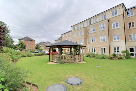 Chelmer Lodge, Chelmsford - Photo 4