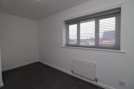 2 bedroom detached house to rent - Photo 3