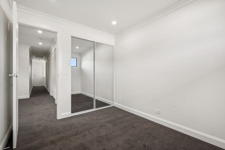 8A Lincoln Avenue, Fulham Gardens SA 5024 - House For Rent - $1,050 | Domain - Photo 4