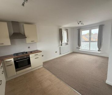 Rathbone Crescent, Peterborough - Photo 4