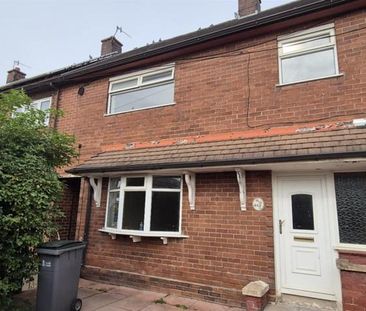 3 bedroom semi-detached house to rent - Photo 3