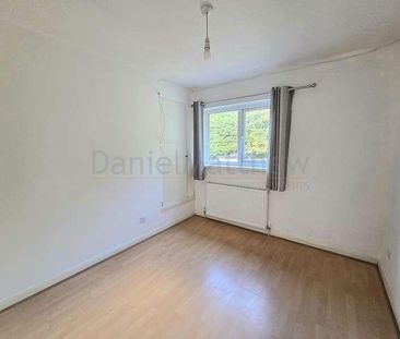 St. Davids Close, Brackla, Bridgend, Bridgend County, CF31 - Photo 4