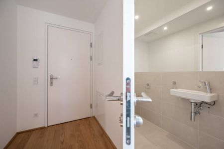 EDUART-Die Kunst des Wohnens: Hochwertige 2-Zimmer Neubauwohnung mit ca. 6m² Balkon/Loggia! (6/17) - Photo 5