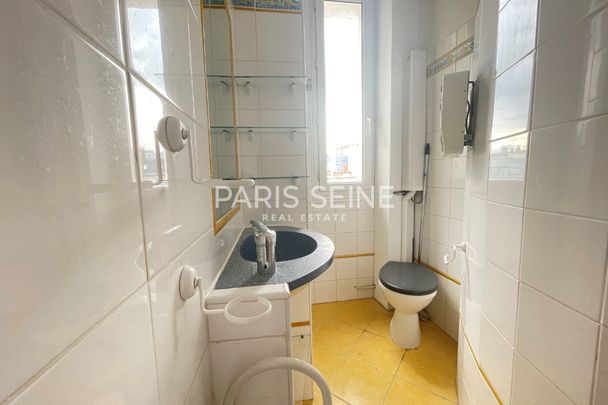 ** REGARD ** Bel appartement 2 pièces avec charme de l'ancien ! - Photo 1