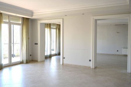 5 room luxury Flat for rent in Valencia, Spain - Photo 5