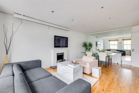A spacious three double bedroom duplex apartment on one of Knightsbridge`s premier garden squares. The bright redecorated property is laid out over the top two floors (3rd & 4th) and has been refurbished to a high standard. EPC rating D | Council Tax Band H - Photo 5