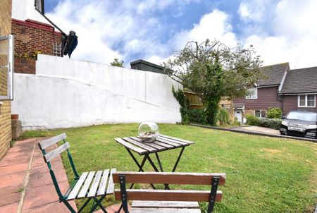 2 bedroom terraced house to rent - Photo 3