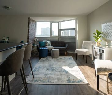 Village Green I & II Apartments - Photo 1