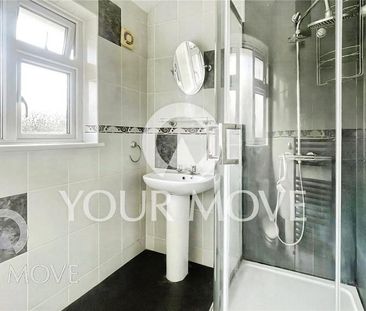3 bedroom end of terrace house to rent - Photo 2