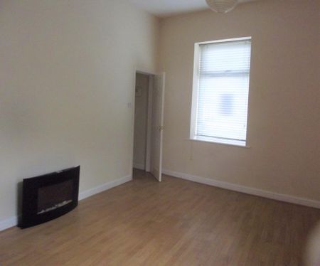 3 bedroom end of terrace house to rent - Photo 5