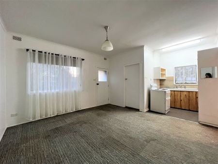 Cosy two bedroom home - Photo 4