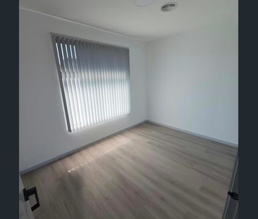 LOVELY 3 BEDROOM HOME - Photo 6