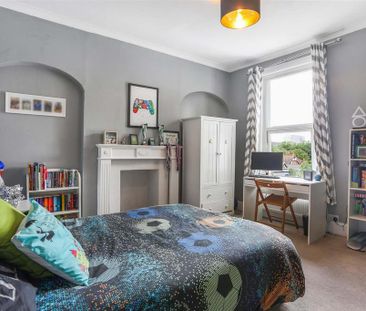 5 bedroom semi-detached house to rent - Photo 1