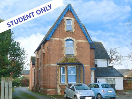 1 bedroom in a house share to rent - Photo 4