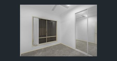 LOW MAINTENANCE DUPLEX IN HEART OF VARSITY LAKES! - Photo 3