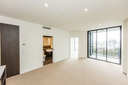 The Melbourne Residences - Fully Furnished - Photo 3