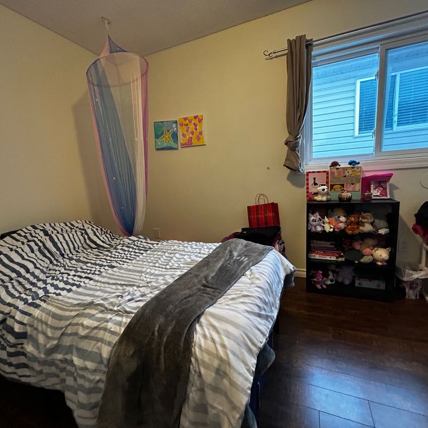 For Lease - 64 Copeman Crescent, Barrie, Ontario - Photo 1