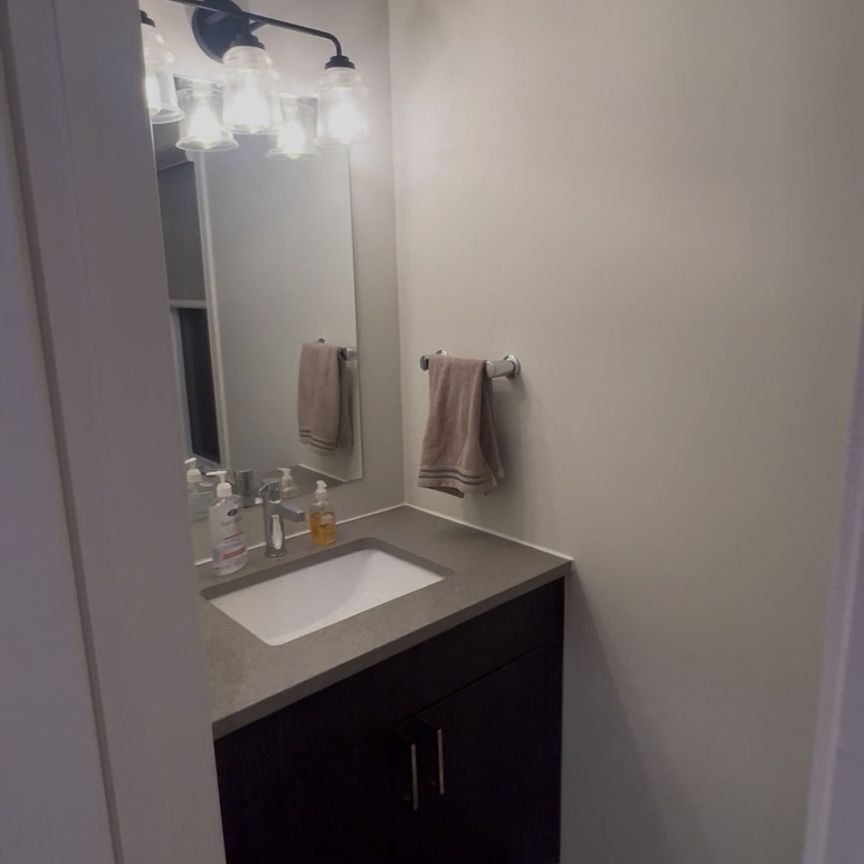 For Lease - 227 Byers Street, London South, Ontario - Photo 1