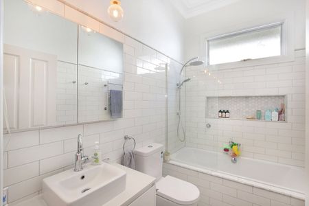 17 Erval Avenue, Preston VIC 3072 - Photo 5