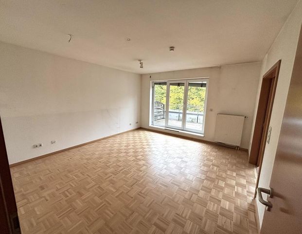 Bei VIVAWEST die Sonnenstrahlen auf dem eigenen Balkon genießen. - Foto 1