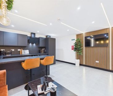 Studio to rent - Photo 5