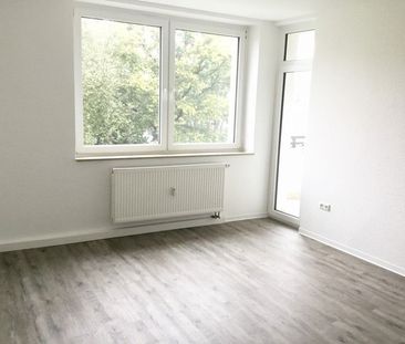 Hier möchte ich wohnen - 3-Zimmer-Wohnung mit Balkon - Photo 1