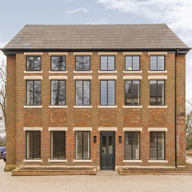 The Ridgeway, NW7 4BF, Mill Hill - Photo 1