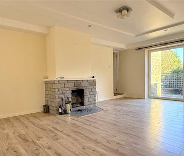 3 bedroom end of terrace house to rent - Photo 1