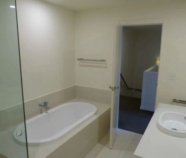 “Freshly Painted in Excellent Location” - Photo 1