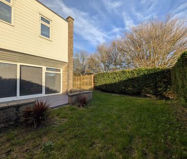 3 bedroom terraced house to rent - Photo 4