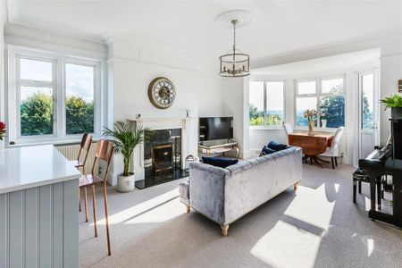 3 bedroom apartment to rent - Photo 5