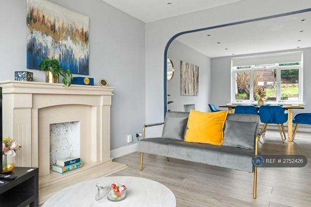 3 bedroom detached house to rent - Photo 1