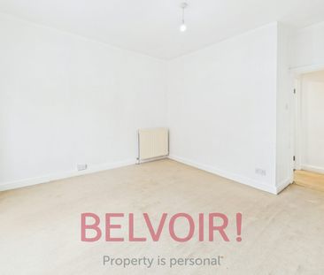 Terraced House to rent on - Photo 1