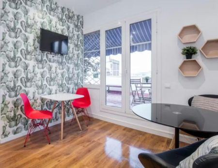 Avinguda de la Riera de Cassoles, Barcelona, Catalonia 08012 - Photo 3