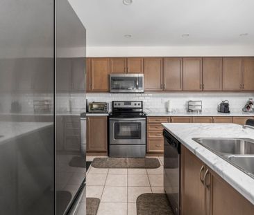 For Lease - 56 Donlamont Circle, Brampton, Ontario - Photo 2