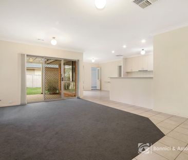16 Casper Lane, Glenroy - Photo 3