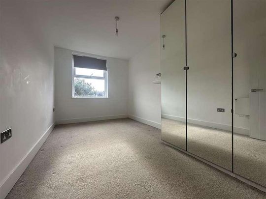 Princes Road, Ferndown, BH22 - Photo 1