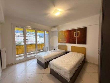 Location Appartement 3 pièces 95m² MENTON 06500 - Photo 4