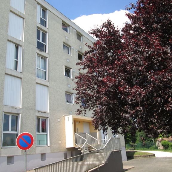 Pontailler-sur-Saône - Appartement type 4 - Photo 1