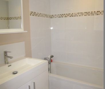 Location Appartement 2 pièces 39m² LE PUY EN VELAY 43000 - Photo 3