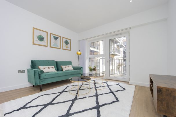 2 bed apartment, London NW9 - Photo 1