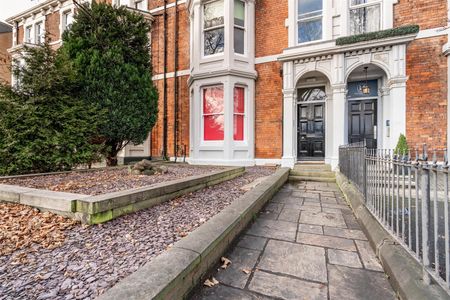 4 bed apartment to rent in Jesmond Road, Jesmond, NE2 - Photo 2