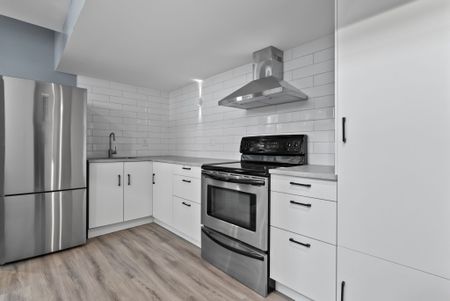 For Lease - 89 Liberty Street, Clarington, Ontario - Photo 2