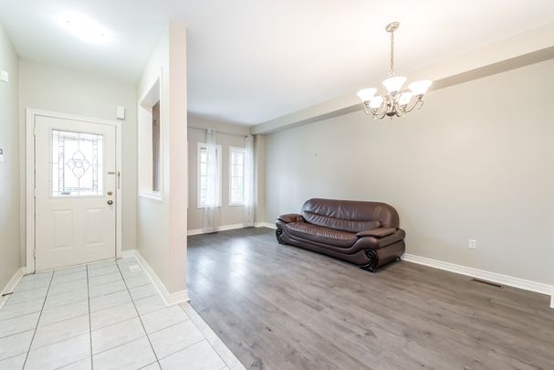 For Lease - 97 Annina Crescent, Markham, Ontario - Photo 1
